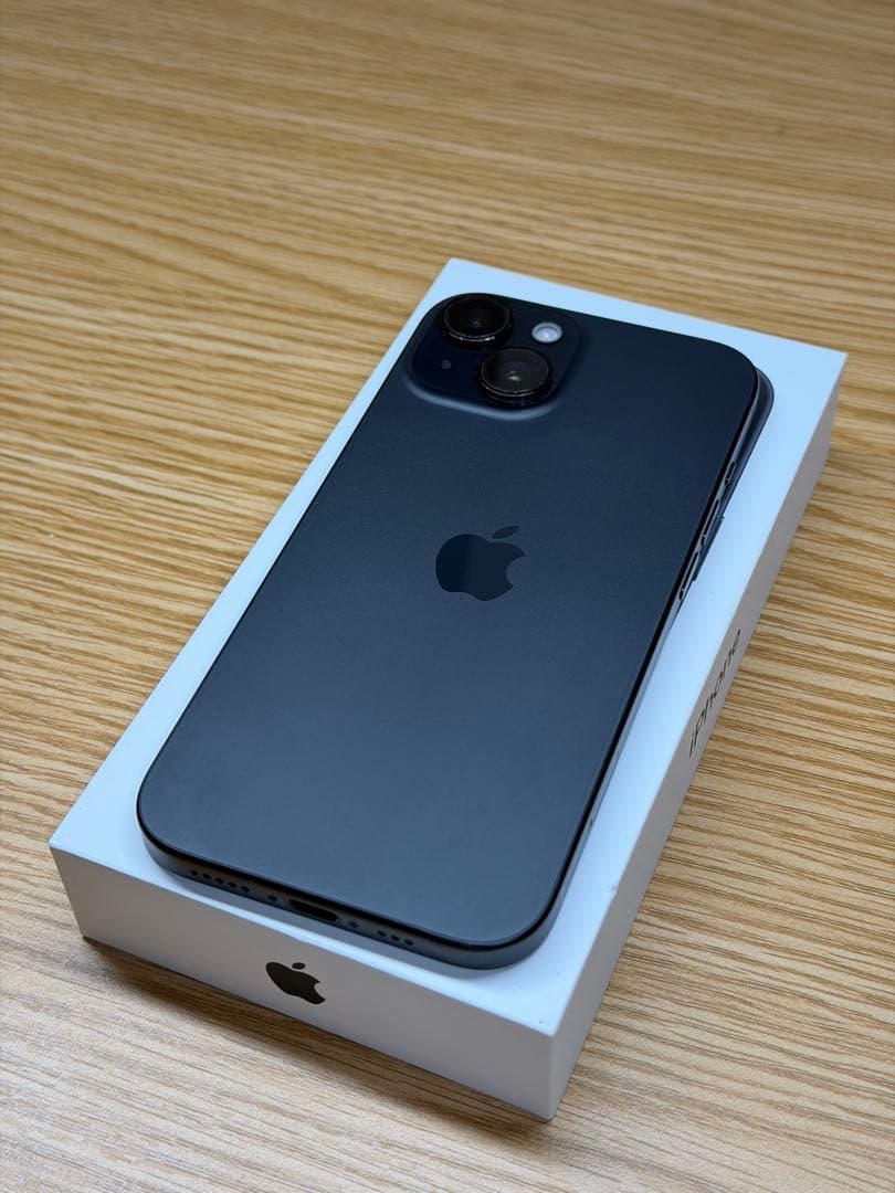 Apple iPhone15 ブラック 本体 128GB