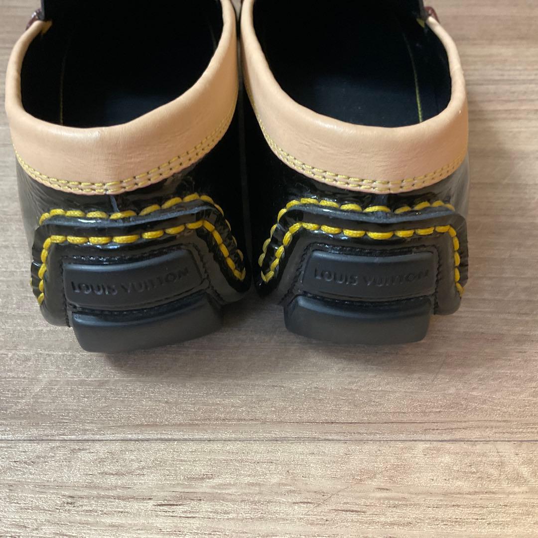 美品LOUIS VUITTONフラットシューズエナメル