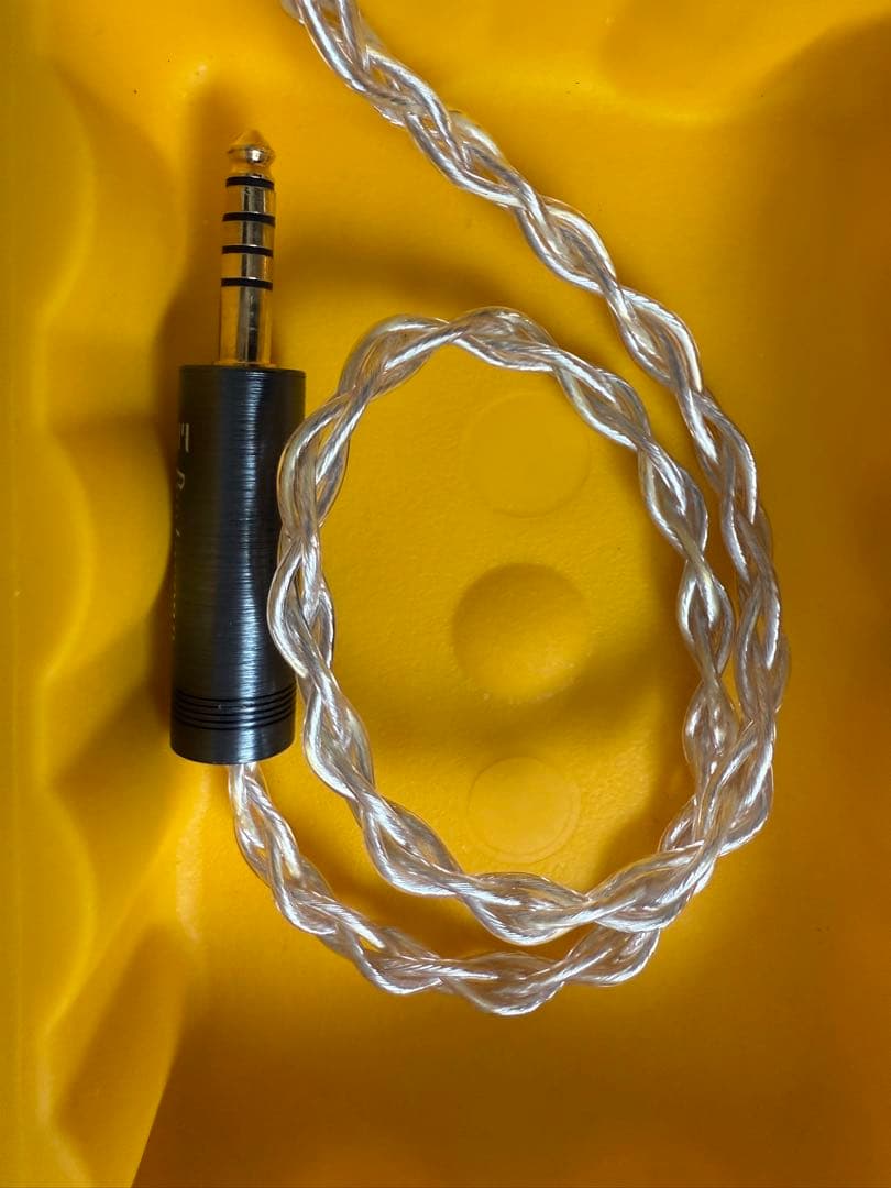 PW audio Silver Liars 4.4 2pin イヤホンケーブル