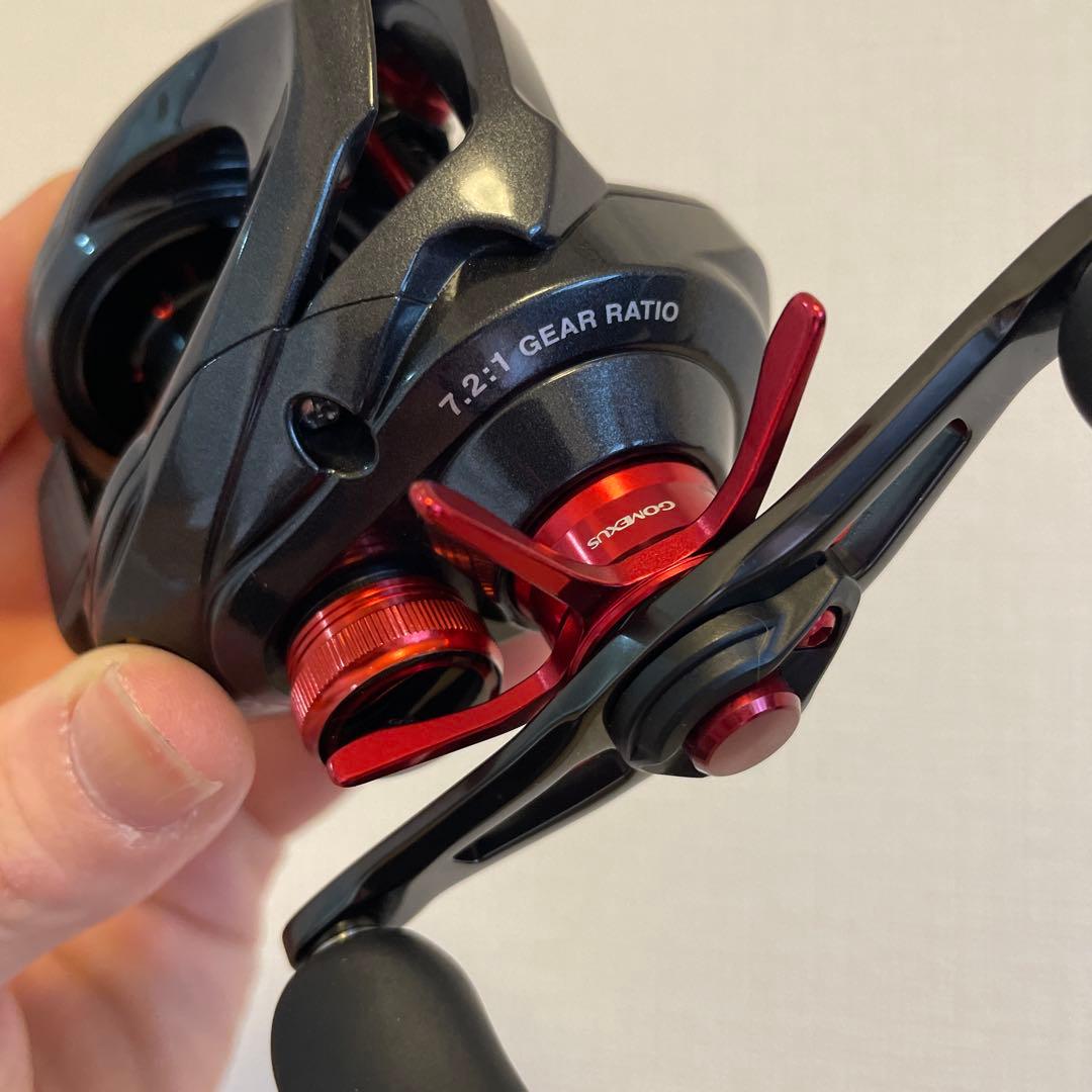 カシータスMGL100HG　ベイトリール　SLX　スコーピオン　メタニウム