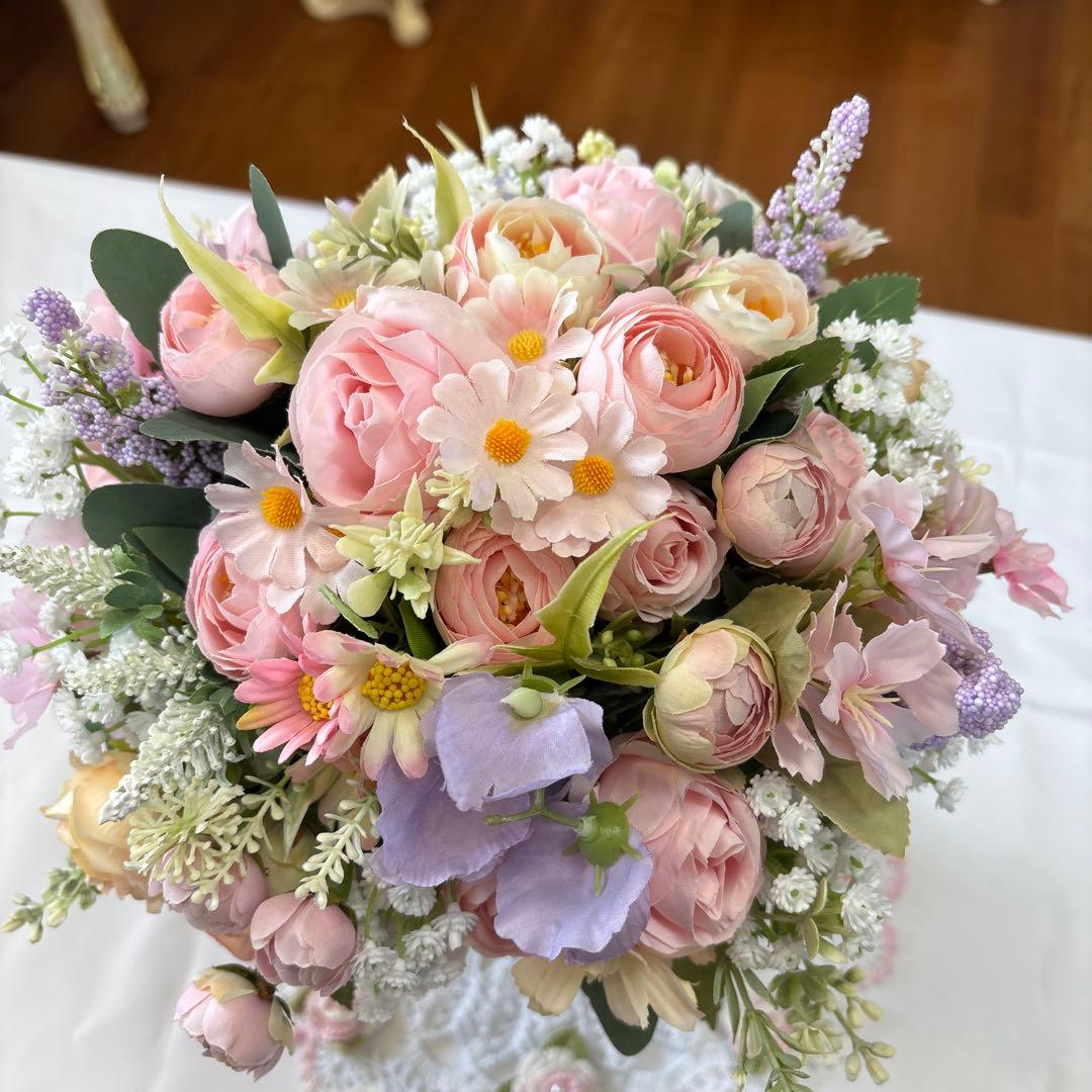 フラワーアレンジメント゜・*:.。❁造花 1点限り まゆ