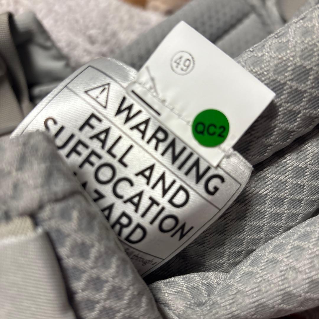 エルゴ　オムニブリーズ　パールグレー