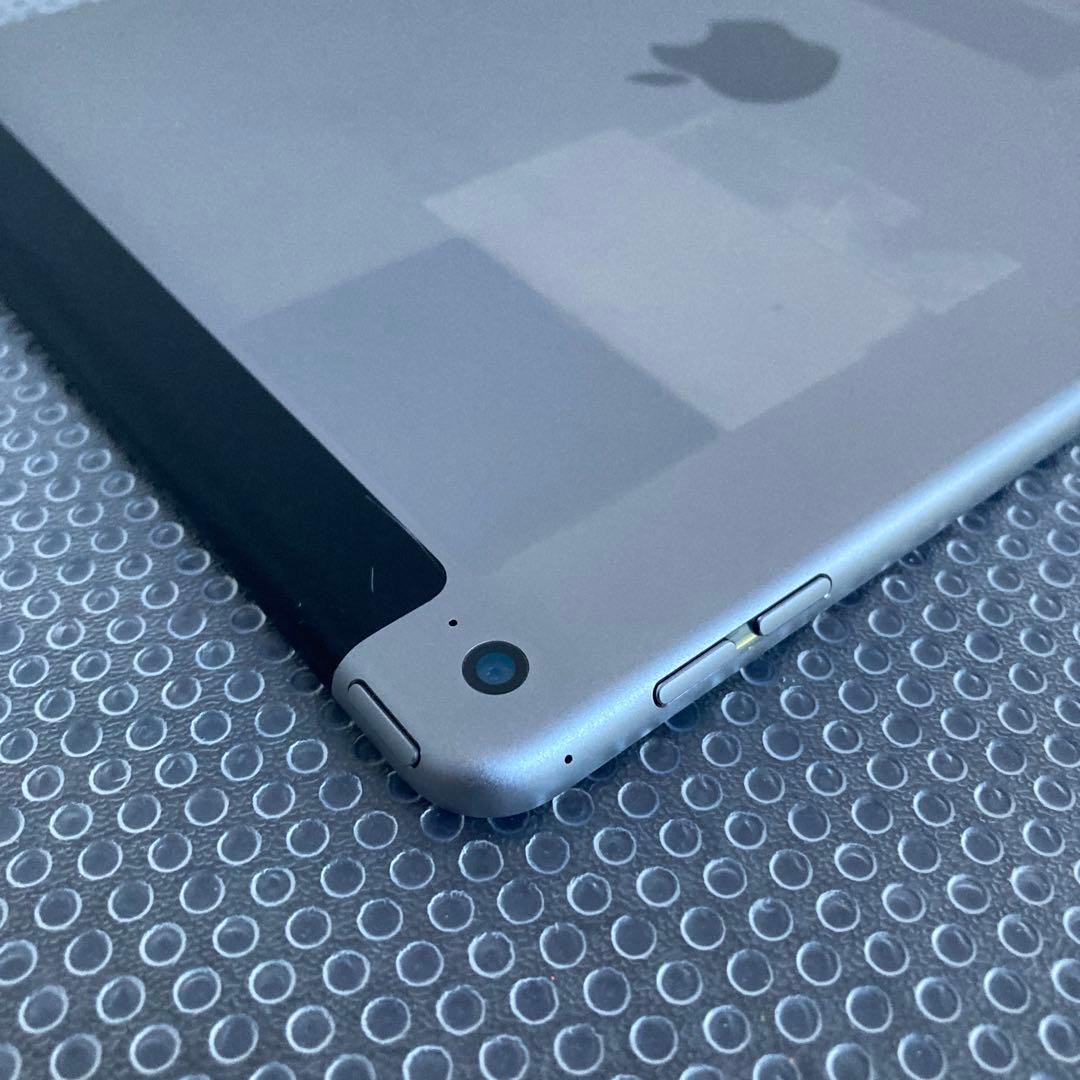 3937【早い者勝ち】電池最良好☆iPad Air2 第2世代 64GB au☆