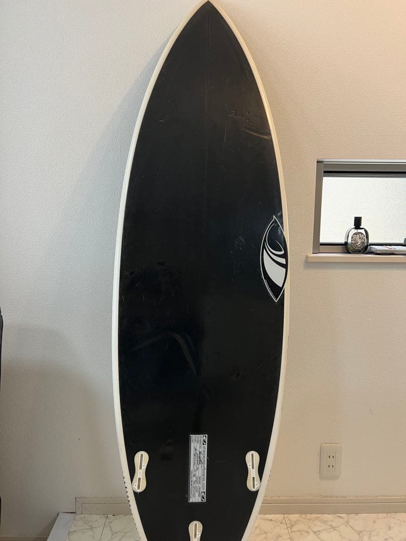 シャープアイサーフボード、インフェルノ72、