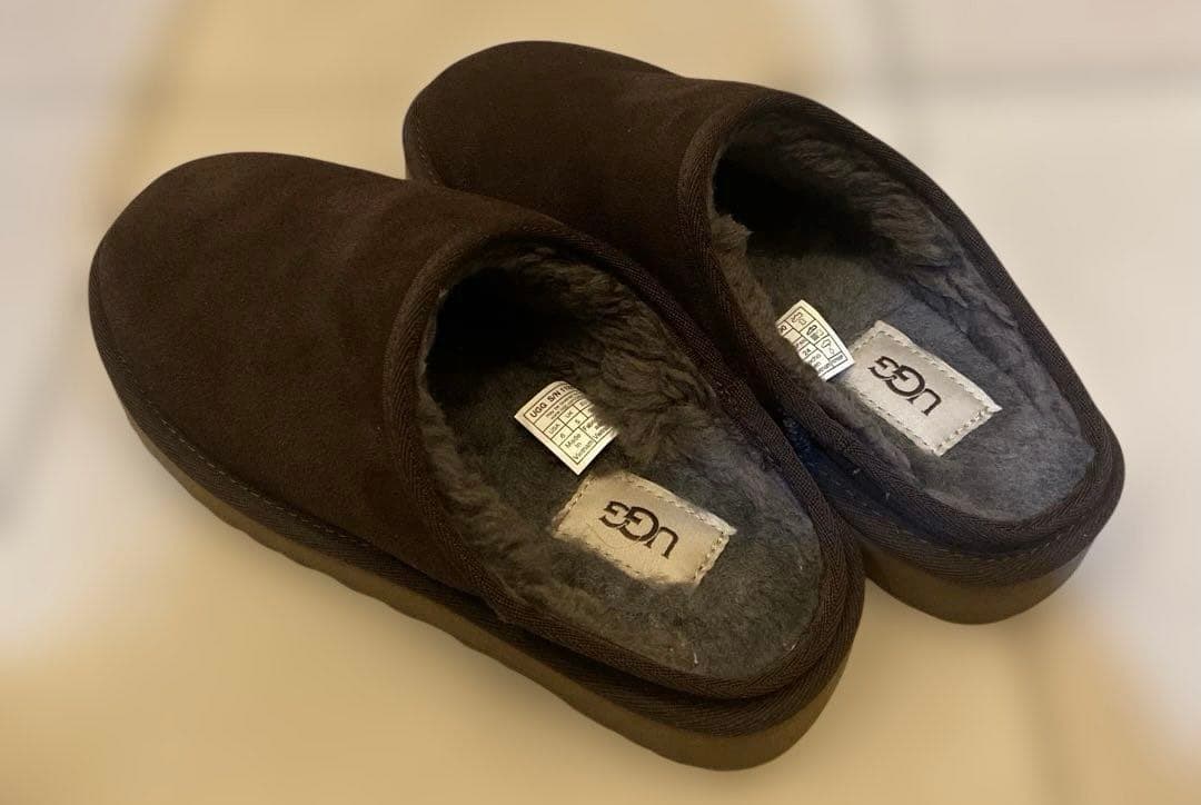 【UGG/アグ】別注 CLASSIC SLIP-ON イエナ　2022