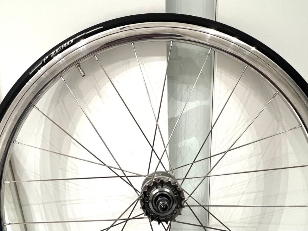 ピスト用希少DT-SWISS RR-511ポリッシュ加工　　ハブ&チタンコグ付