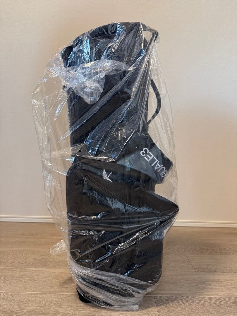 【新品箱入】1PIU1UGUALE3 GOLF STAND CADDIE BAG