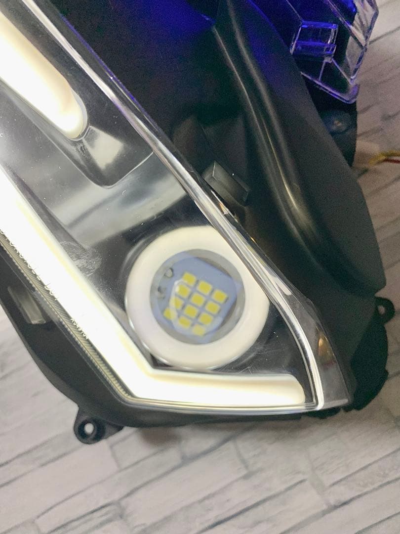 YZF-R3 / YZF-R25 カスタムLEDヘッドライト プロジェクター