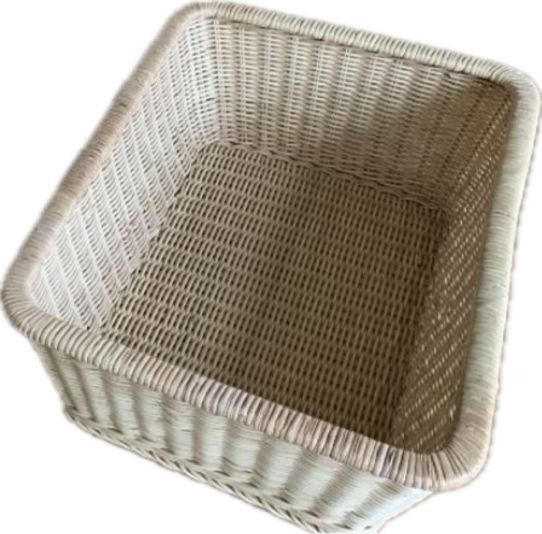 昭和レトロアンティーク藤脱衣かごキャスター付き