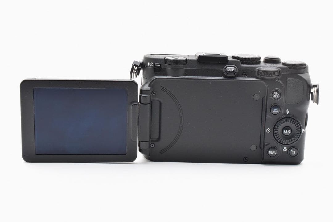 Nikon coolpix P7700 コンパクトデジタルカメラ