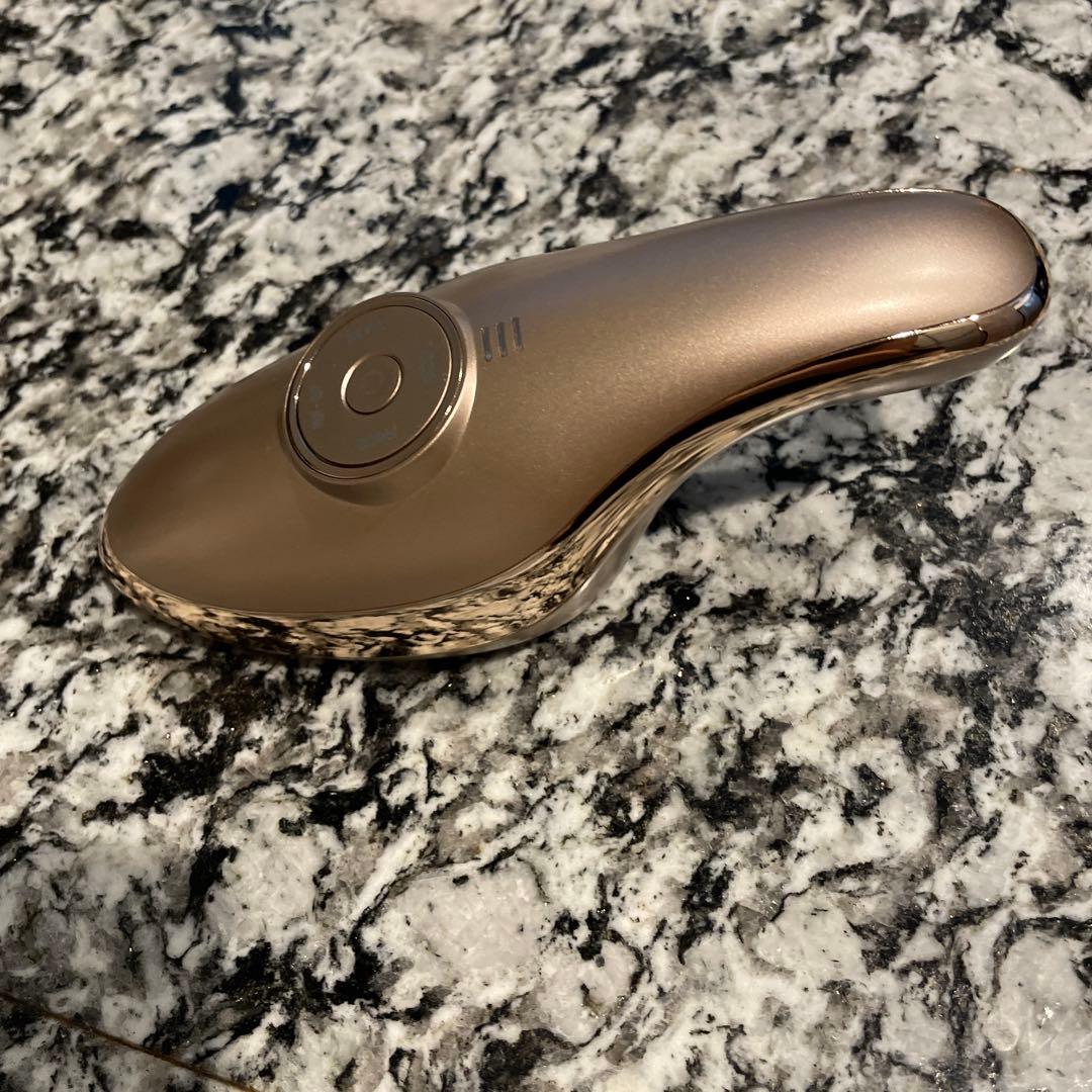 MEラボンエクラ美顔器