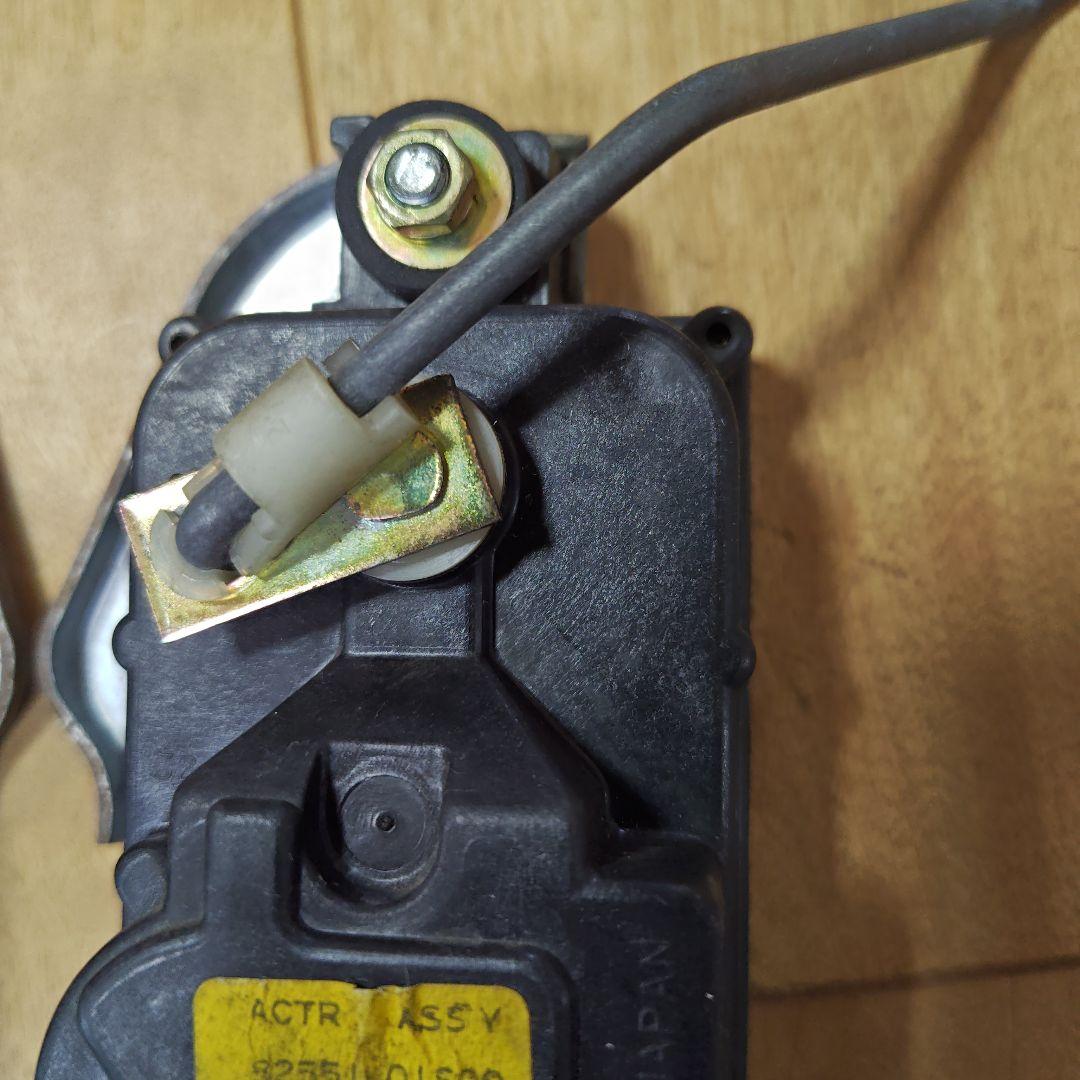 R30スカイライン ドアロックソレノイド ドアロックアクチュエーター