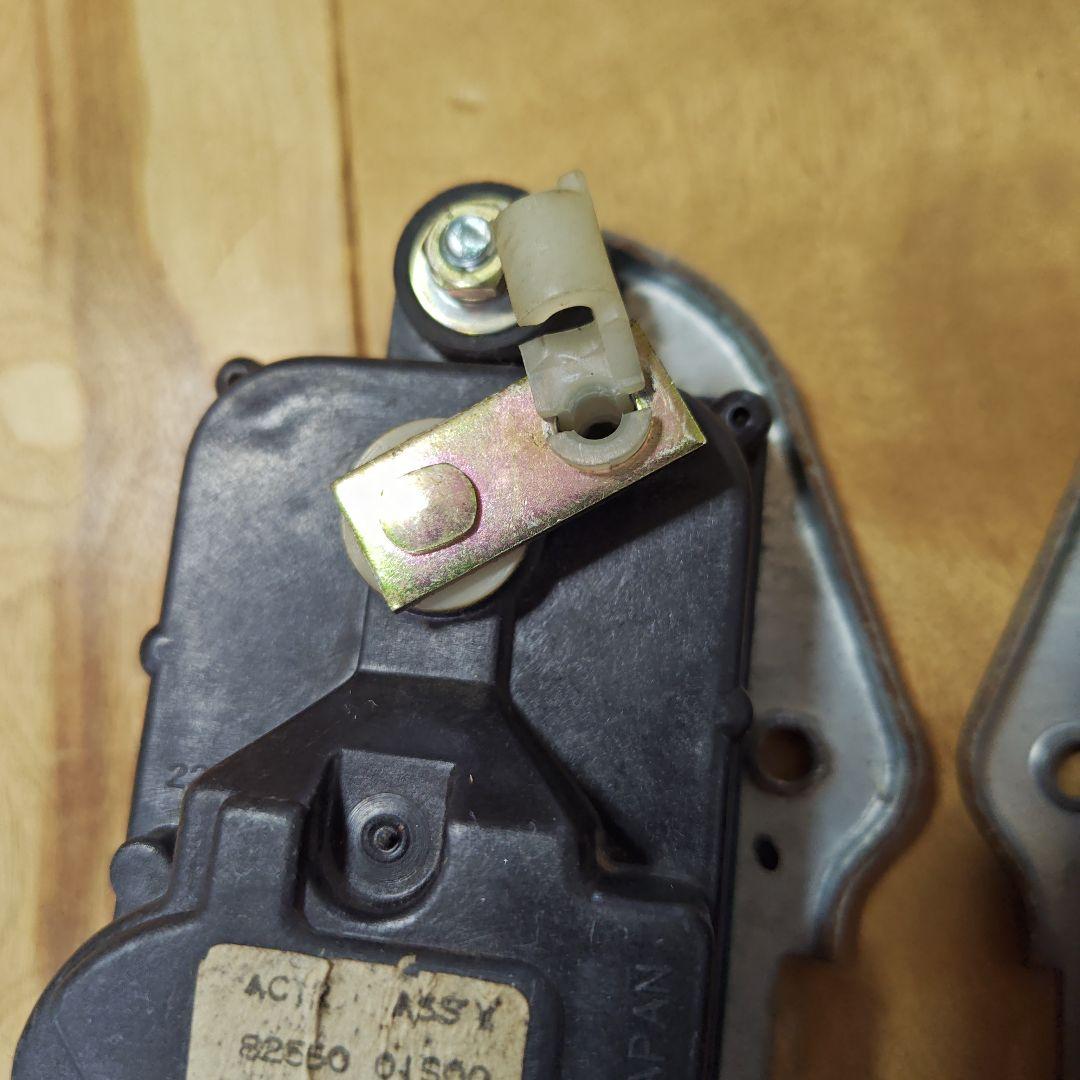 R30スカイライン ドアロックソレノイド ドアロックアクチュエーター