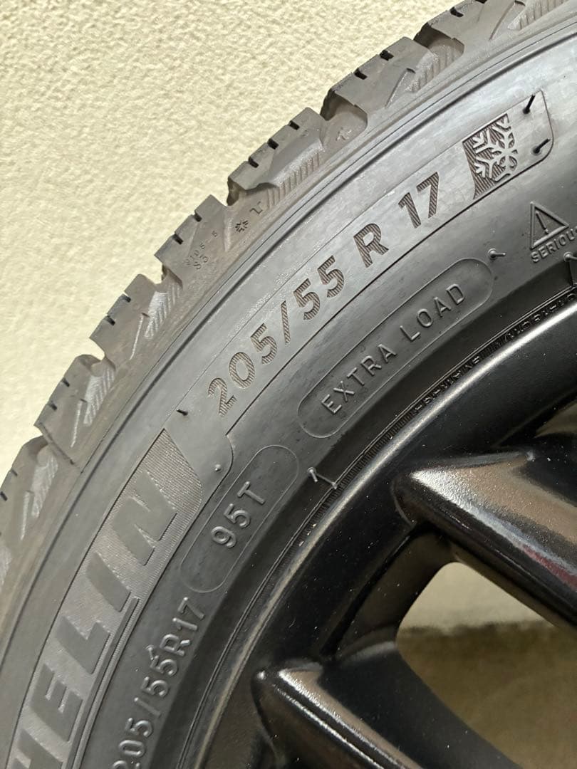 Mini R60 205/55R17ミシュラン スタッドレスタイヤセット