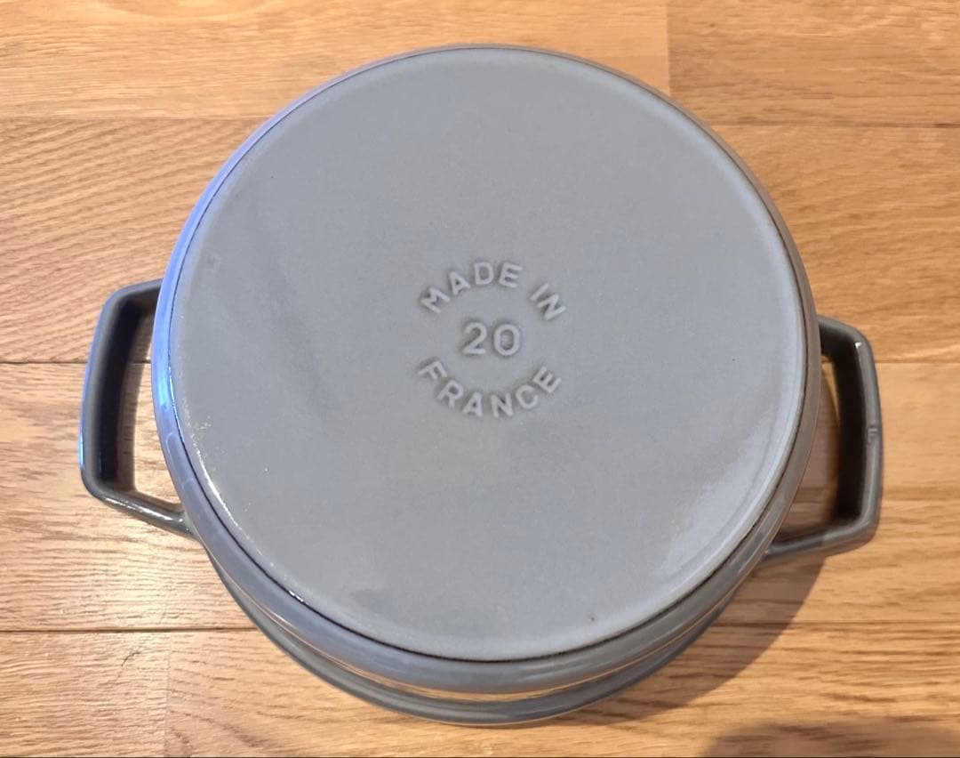 STAUB minä perhonen フォレストココットラウンド20cm