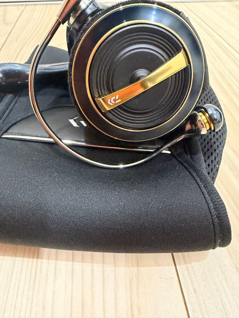 未使用　DAIWA SALTIGA 6000-XH