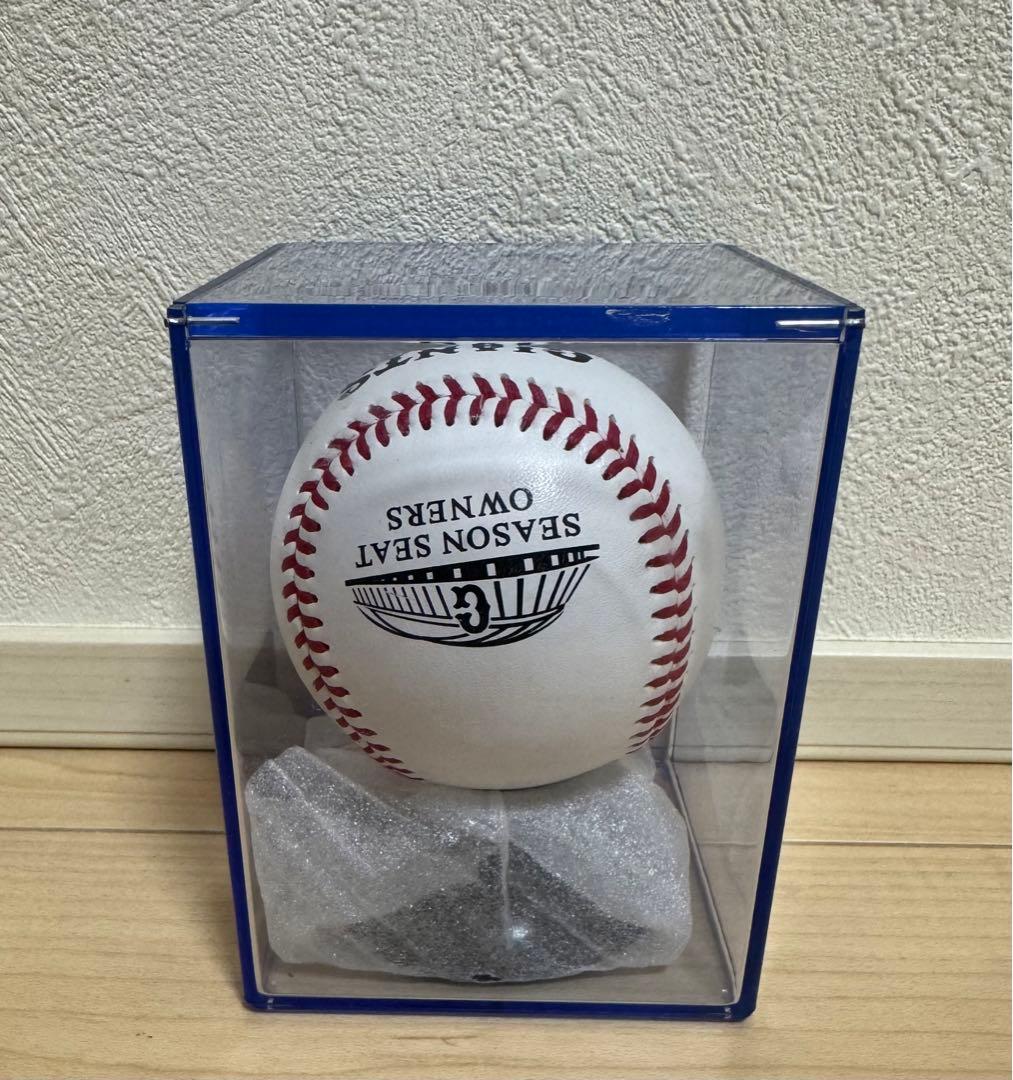 陽岱鋼選手　直筆サインボール ジャイアンツ　シーズンシート　オーナー　巨人軍