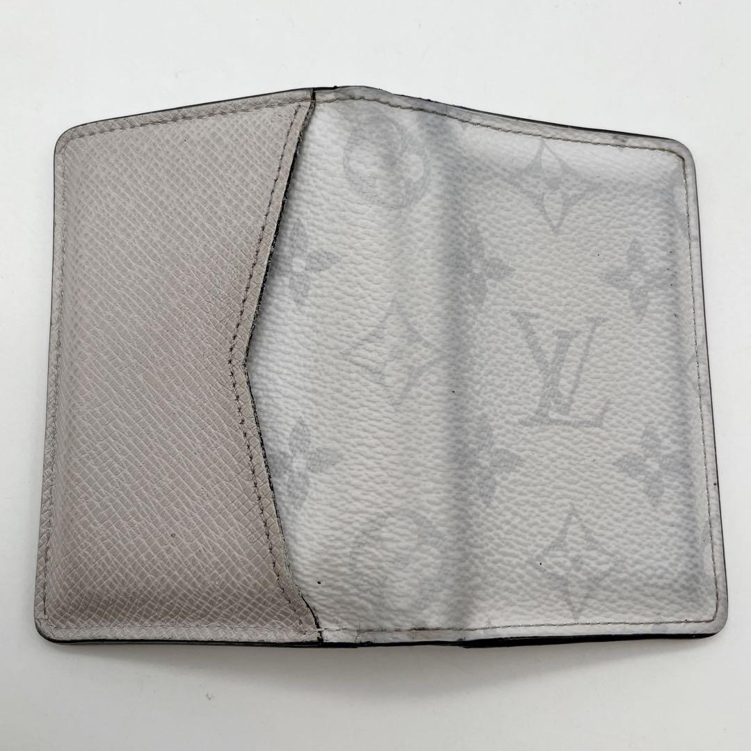 ルイヴィトン　オーガナイザードゥポッシュ タイガラマ　名刺入れ　白　近年
