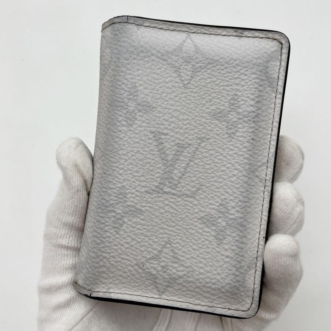 ルイヴィトン　オーガナイザードゥポッシュ タイガラマ　名刺入れ　白　近年