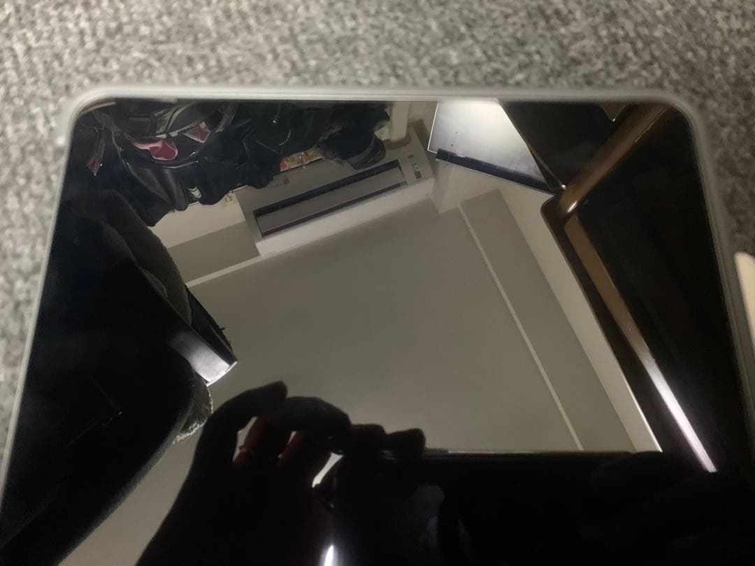 iPad 2021 (WiFiモデル) スペースグレイ キーボード ケース付