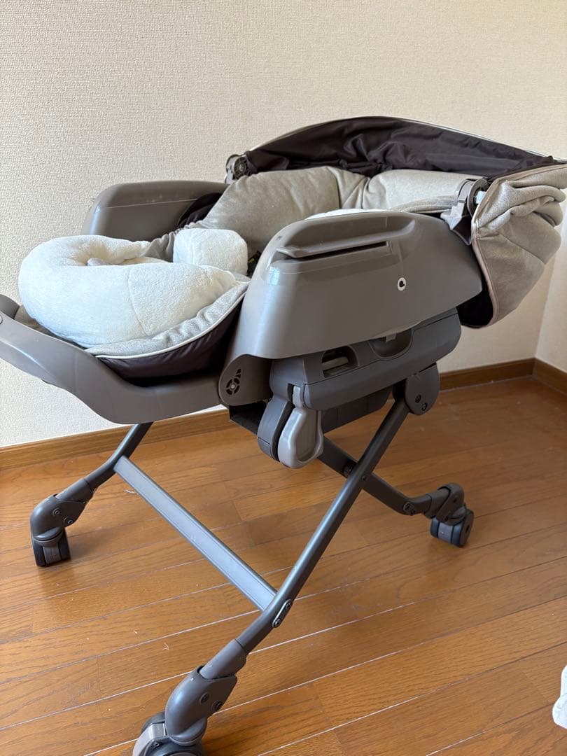 限定出品　Combi コンビ　ネムリラ　AUTO SWING