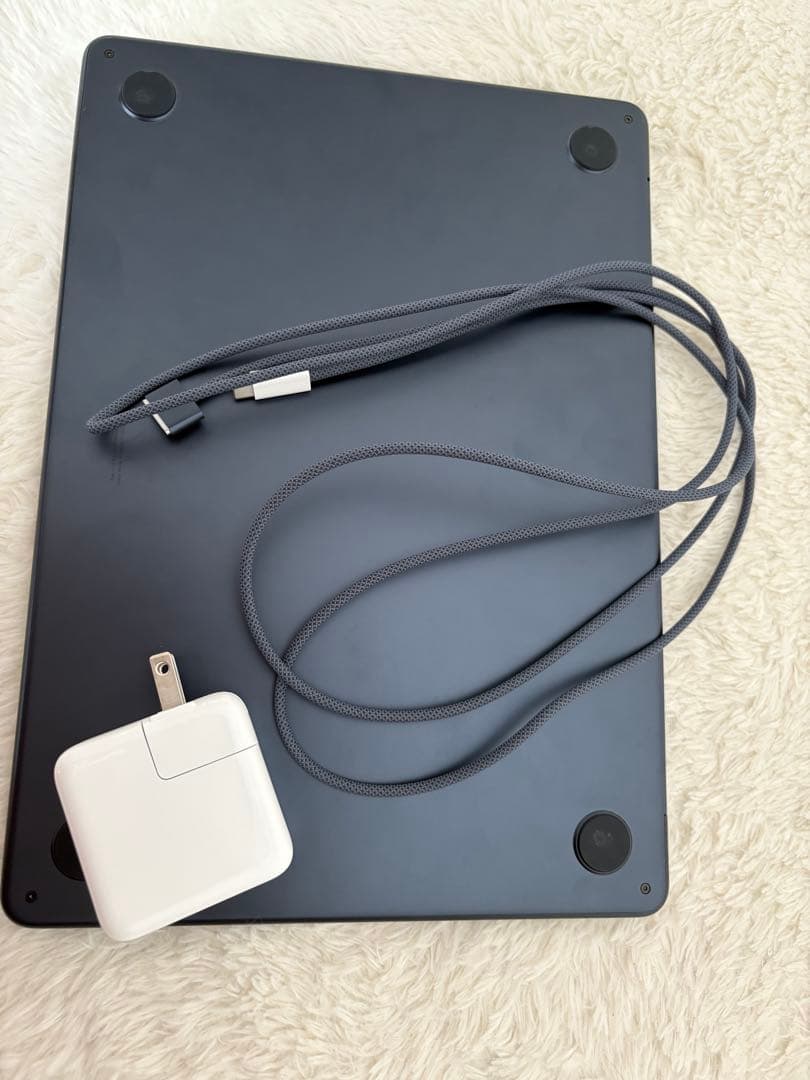 M2 MacBook Air ミッドナイト 8GB 256GB放電20回