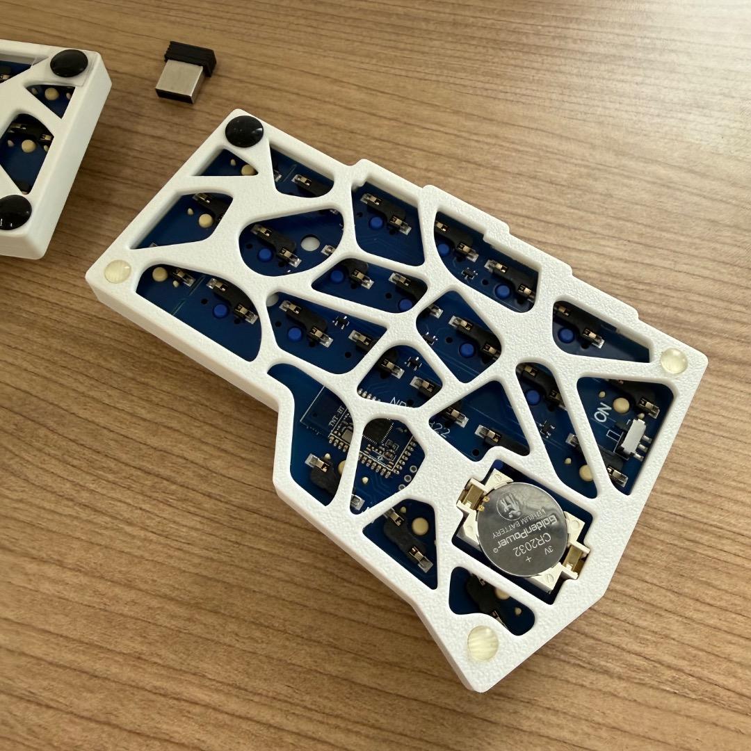 Corne v4 ワイヤレスキーボード