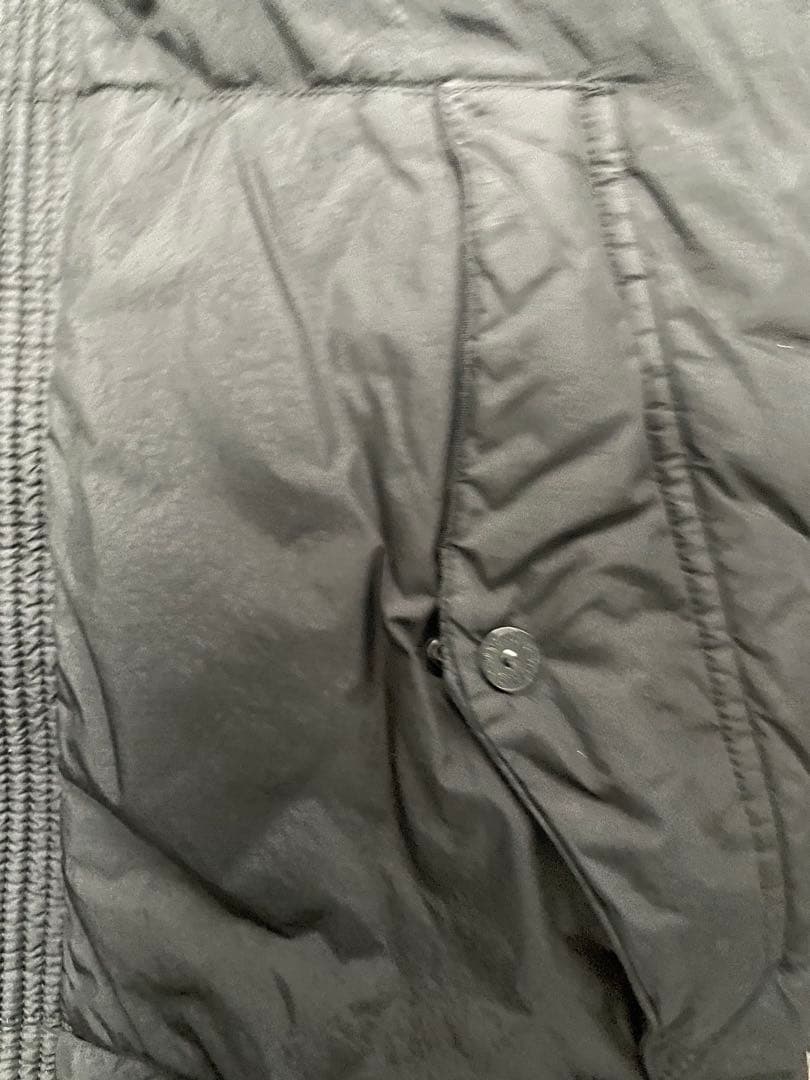 Stone  ダウンジャケット　Mサイズ