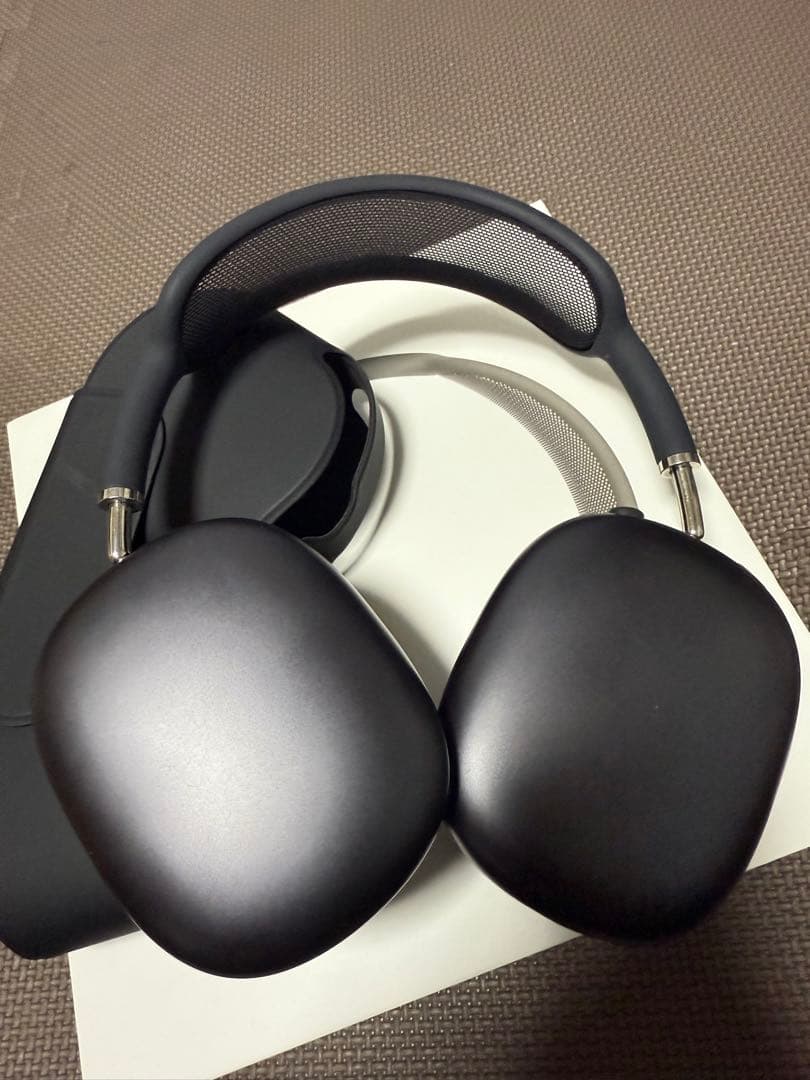 AirPods MAX スペースグレイ　一回の使用のみ
