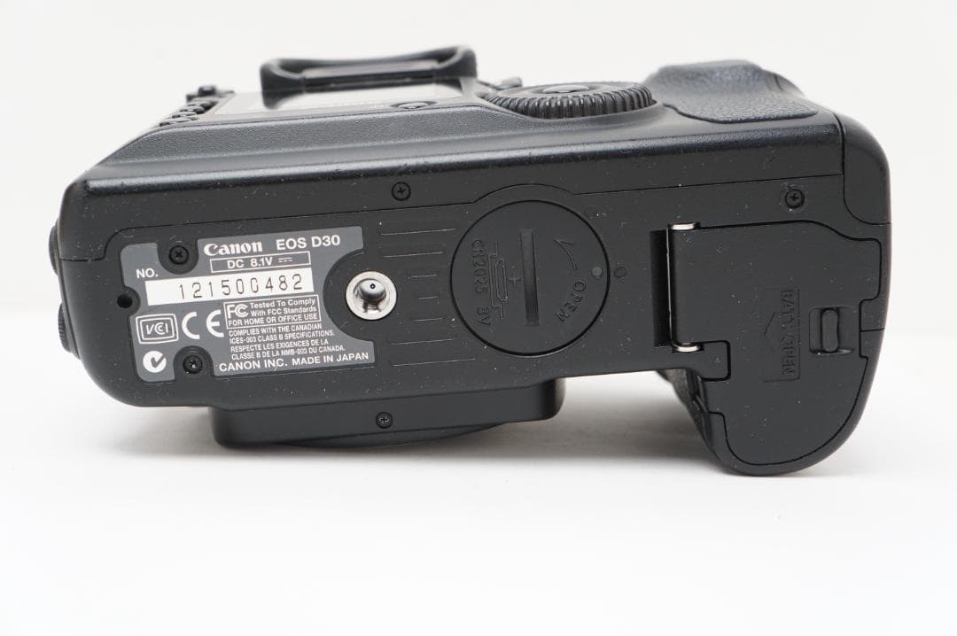＜動作＞Canon EOS D30　付属品多数
