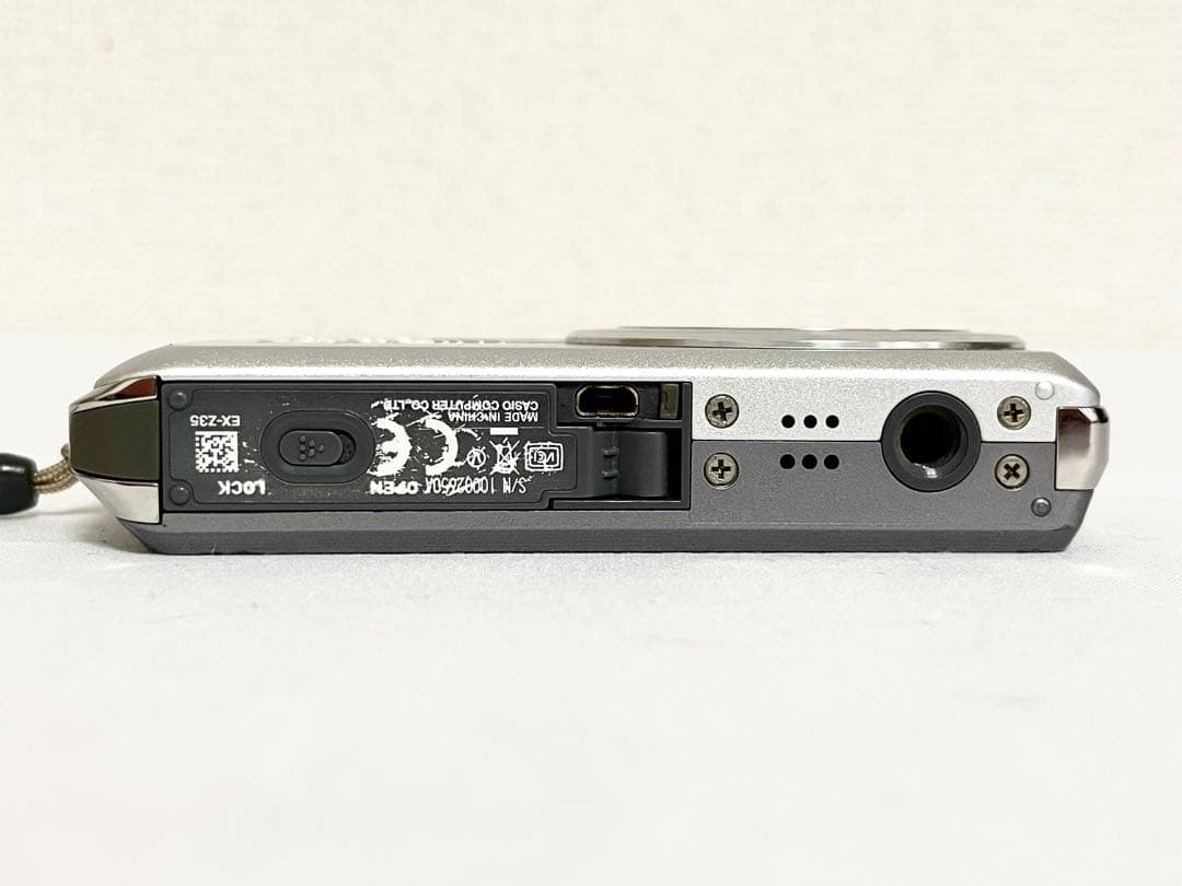 【完動品】　CASIO EXILIM EX-Z35 動作確認済　専用ケース付