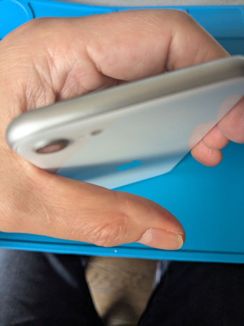 iPhone SE 2 中古 ホワイト 64GB