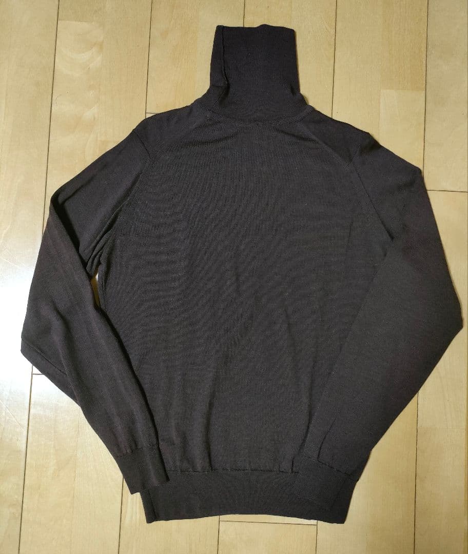 JOHN SMEDLEY　ジョンスメドレー ダークブラウン タートルネックニット