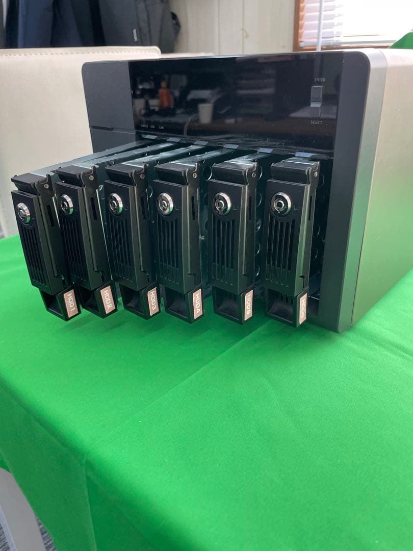 外付けハードディスク・ドライブ QNAP TS-653 A