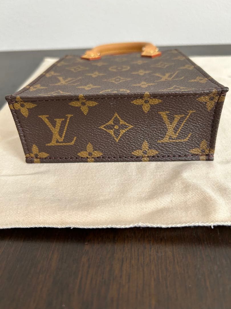 LOUIS VUITTON ルイヴィトン　プティットサックプラ　ICチップ内蔵