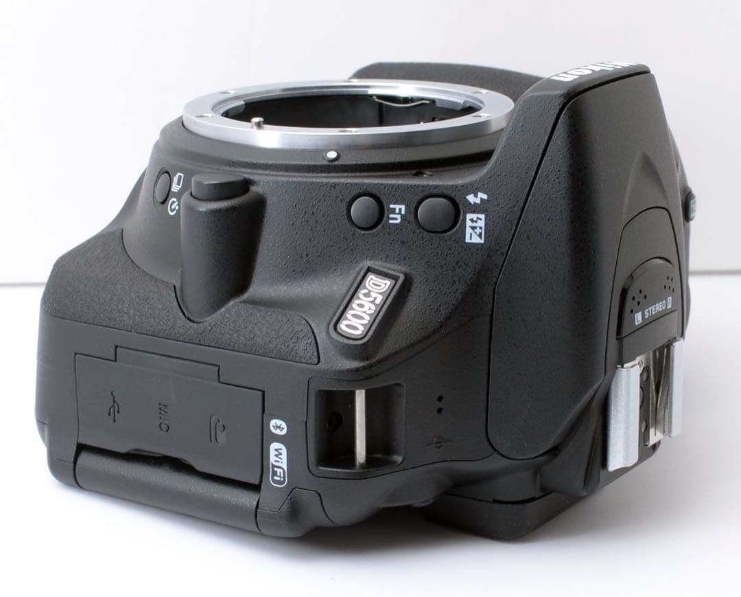 S数約150回！Nikon D5600★美品★すぐ使える★初心者におすすめ