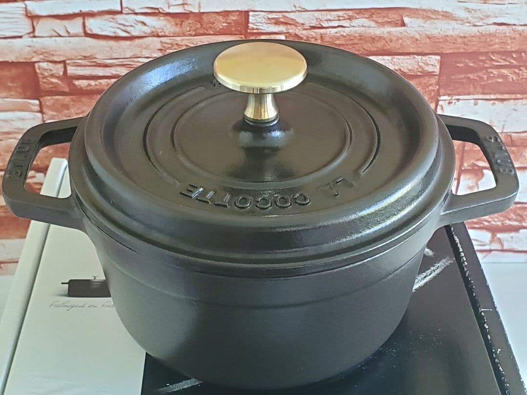 staub　ピコ・ココット ラウンド 16cm ストウブ