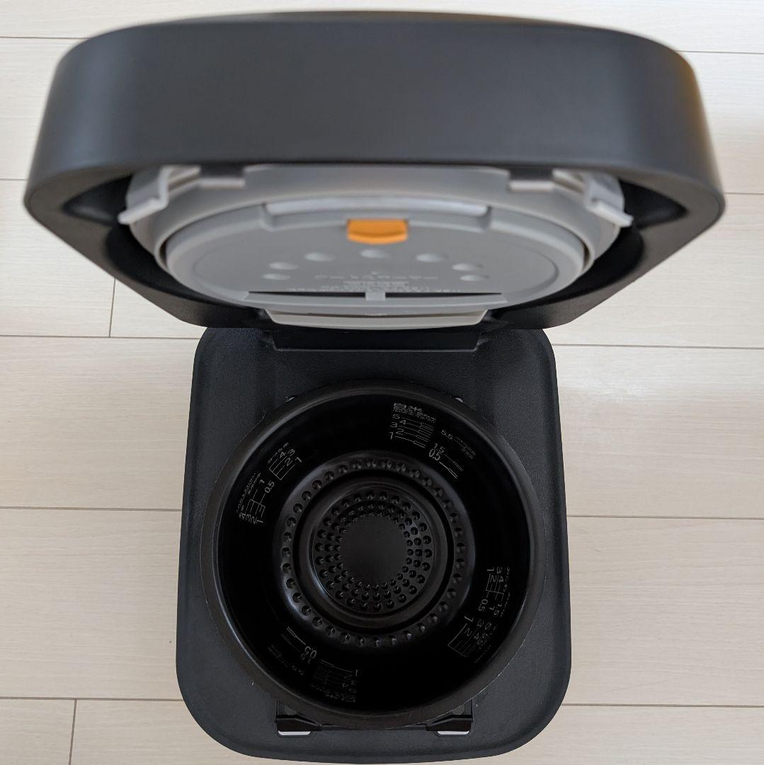 2022年製　HITACHI IH炊飯器 RZ-V100FM 黒