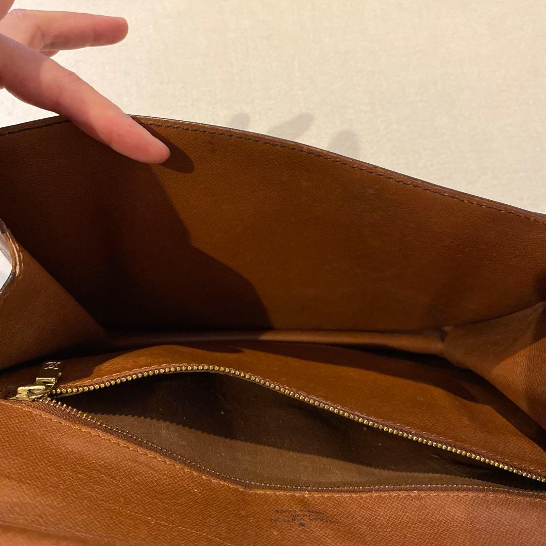 Louis Vuitton モンソー28