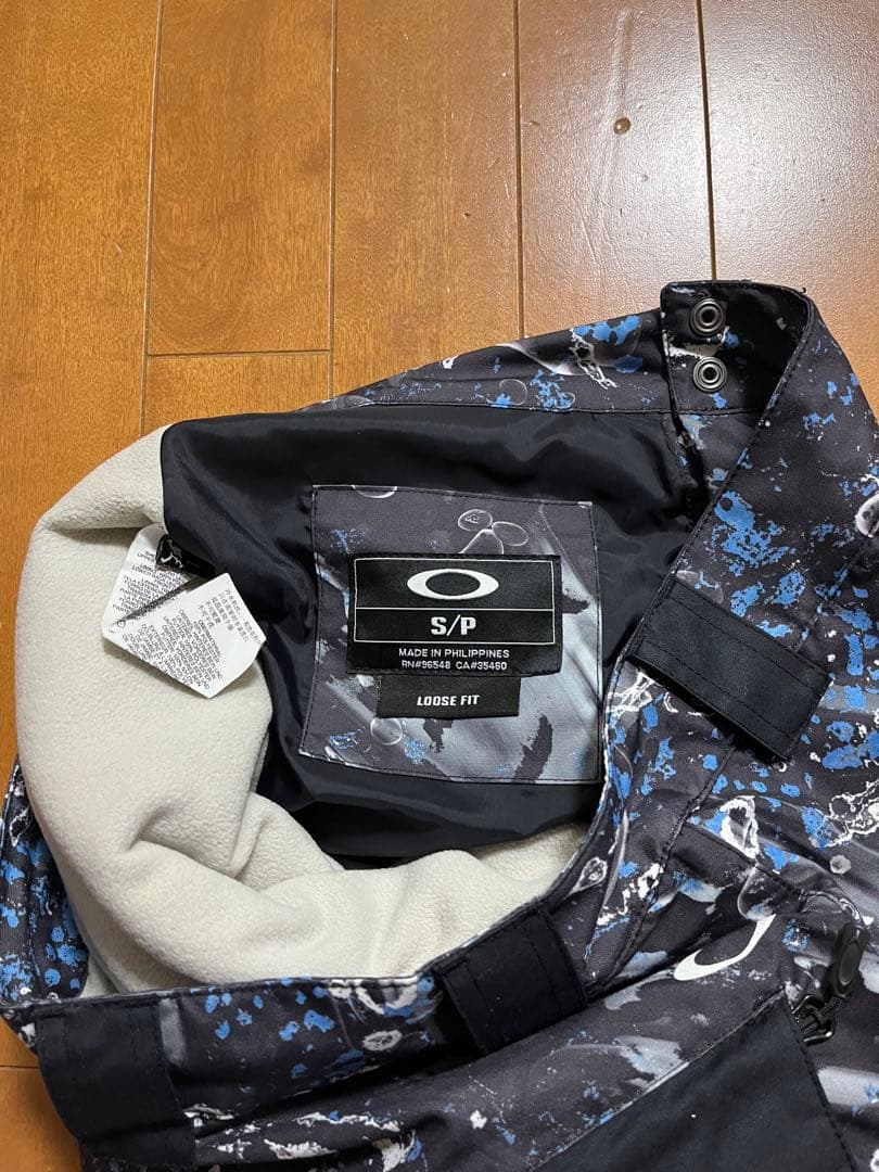 オークリー　スノーボードウエア　上下セット