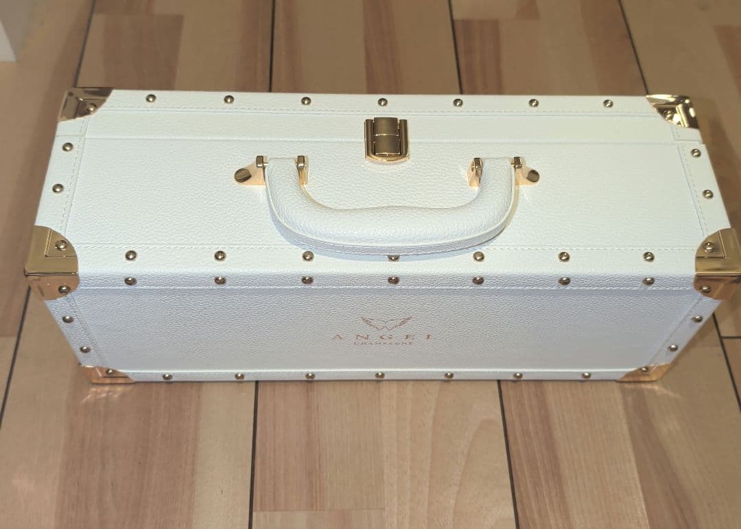 エンジェル シャンパン 空箱 ケース ホワイト ゴールド ANGEL