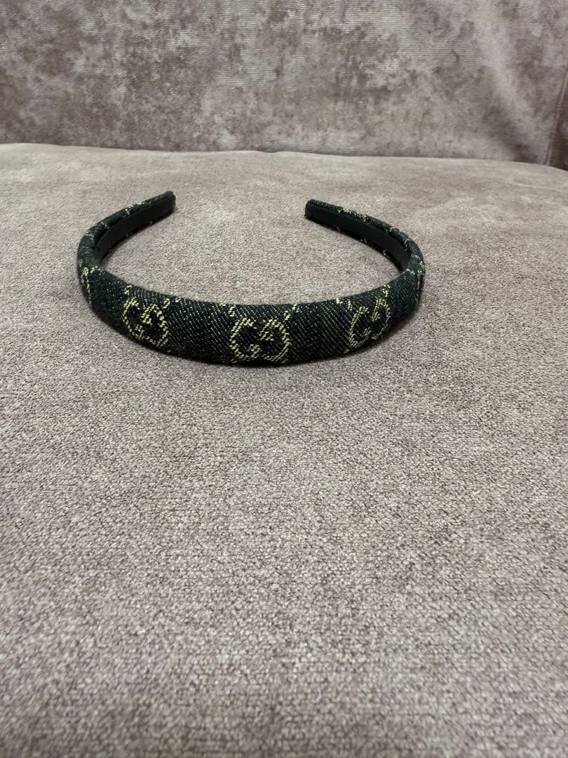 GUCCI カチューシャ　美品