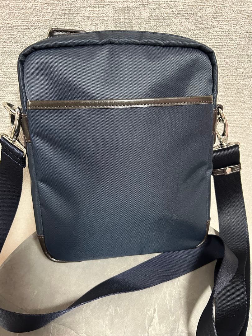 CRESTBRIDGE BLACK LABEL ショルダーバッグ