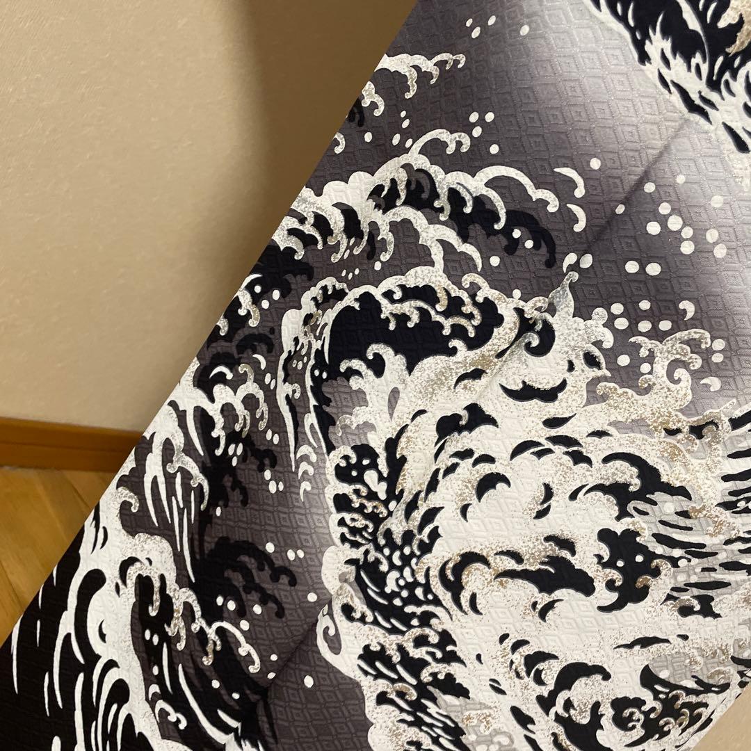 もんぷちさまご成約　成謙工房謹製　大胆な波飛沫の描かれた訪問着