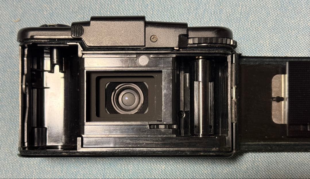 OLYMPUS XA 2 Dズイコー35mm F3.5搭載