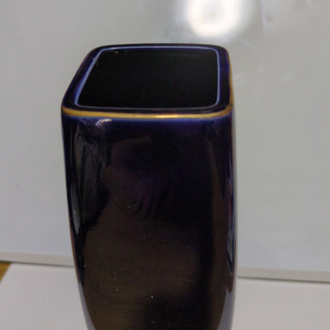 中国製 花瓶 高さ28cm 四角 紺地 孔雀 花柄 金彩 大型 花器