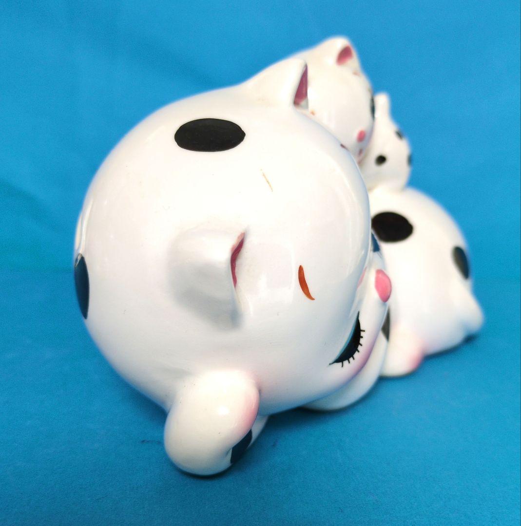 1970年代 内藤ルネ　黒い水玉模様の眠り親猫と子猫の貯金箱【RUNEシール有】