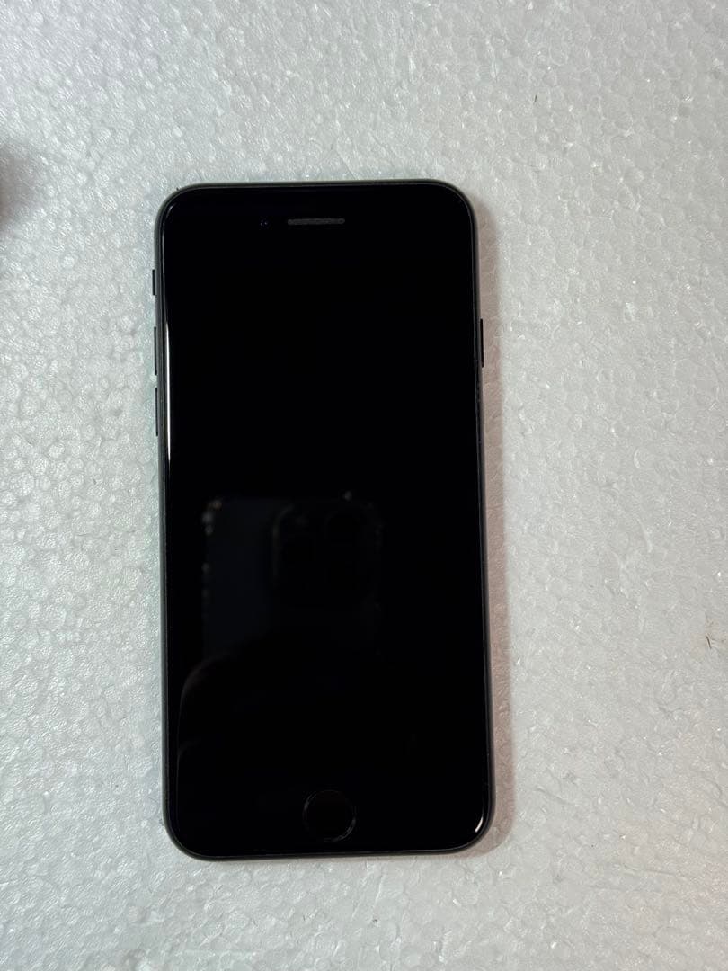 iPhone SE 第2世代 128GB ブラック SIMフリー