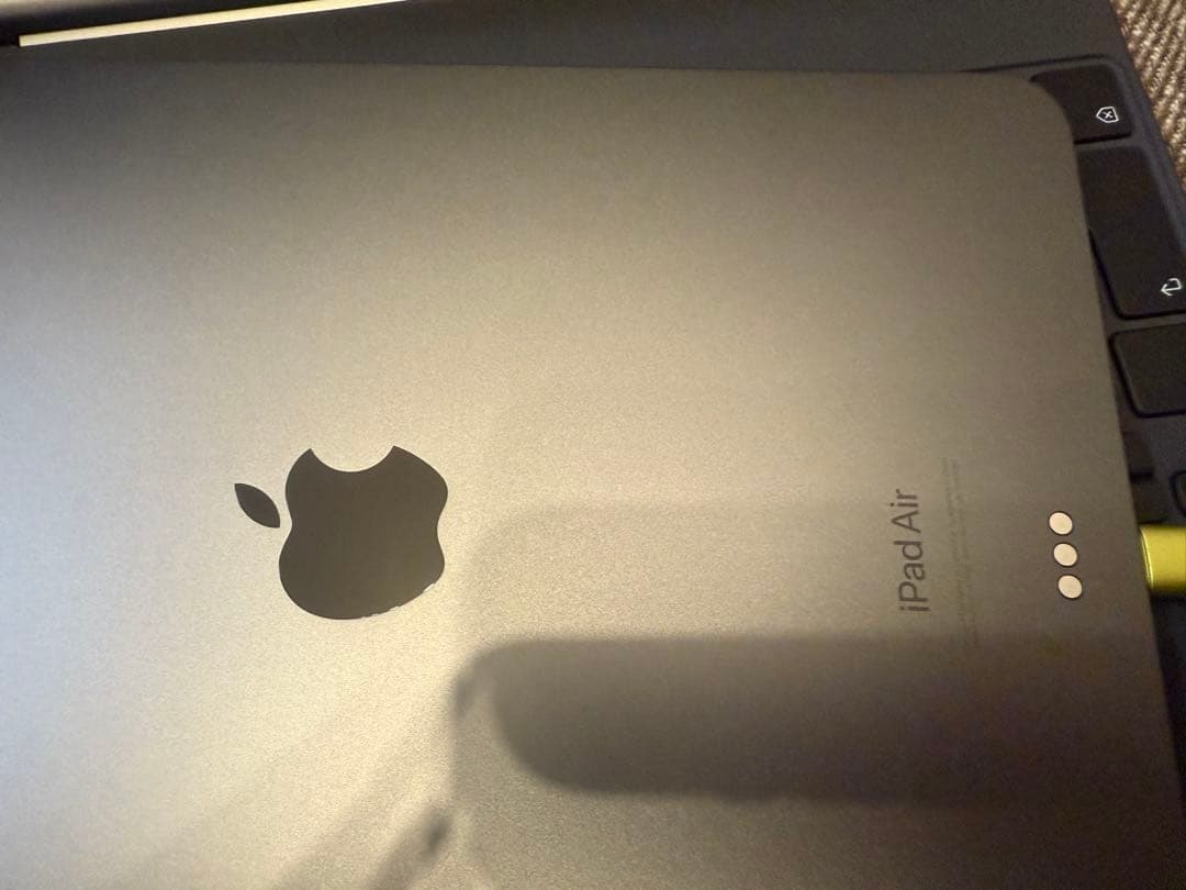 美品　iPad Air 第5世代 256GB Magic Keyboard