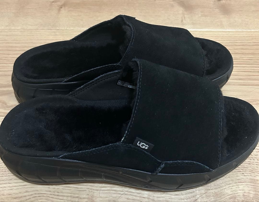 【美品】　UGG Westsider Slide 厚底 黒